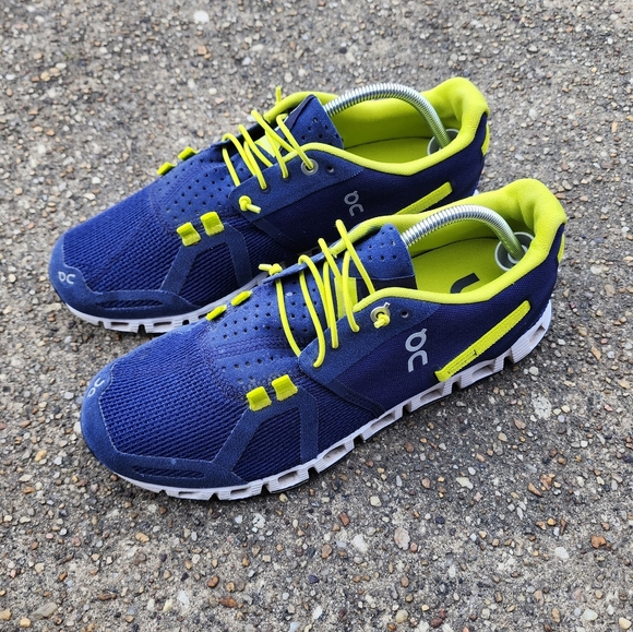 On Running Shoes - WOMENS - On Cloud - On Running For Womens - SIZE 7.5